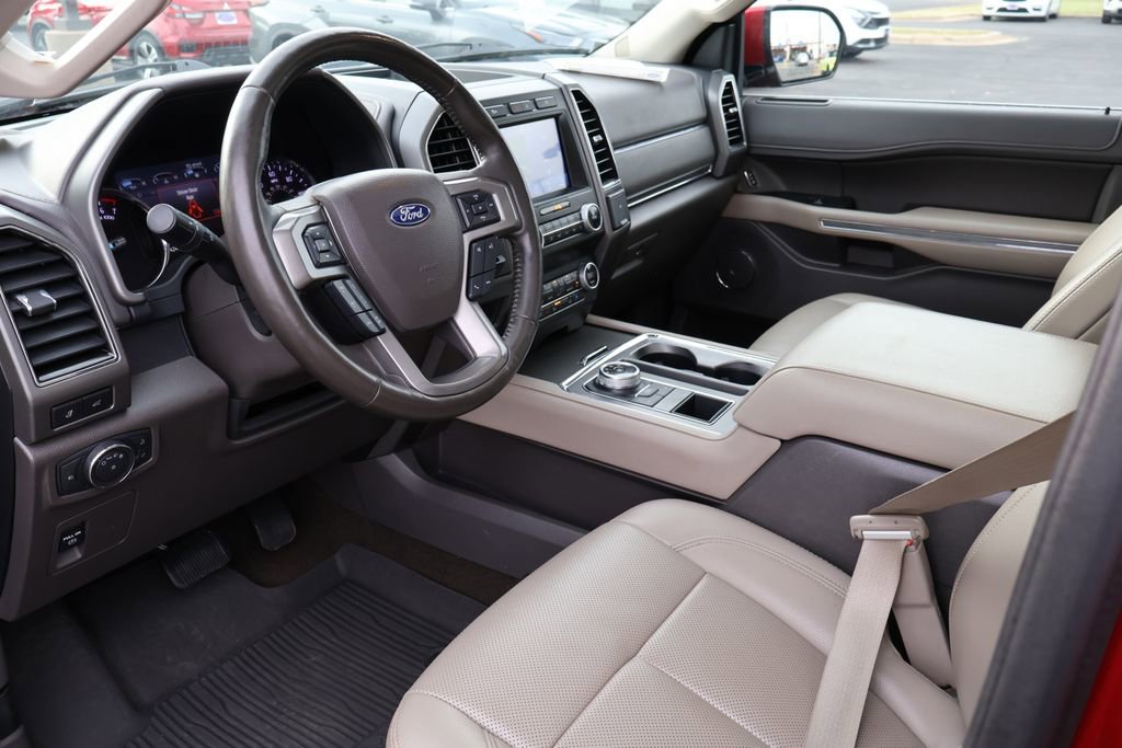 Certified 2021 Ford Expedition XLT RWD image 3