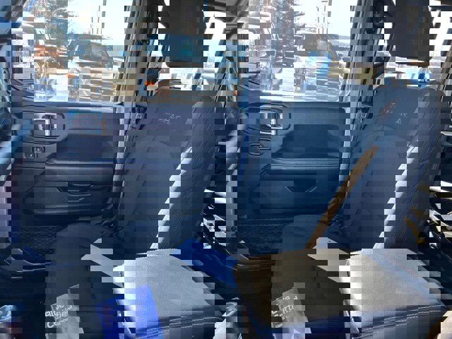 Used 2018 Jeep Wrangler Unlimited Sahara w/ Dual Top Group image 9