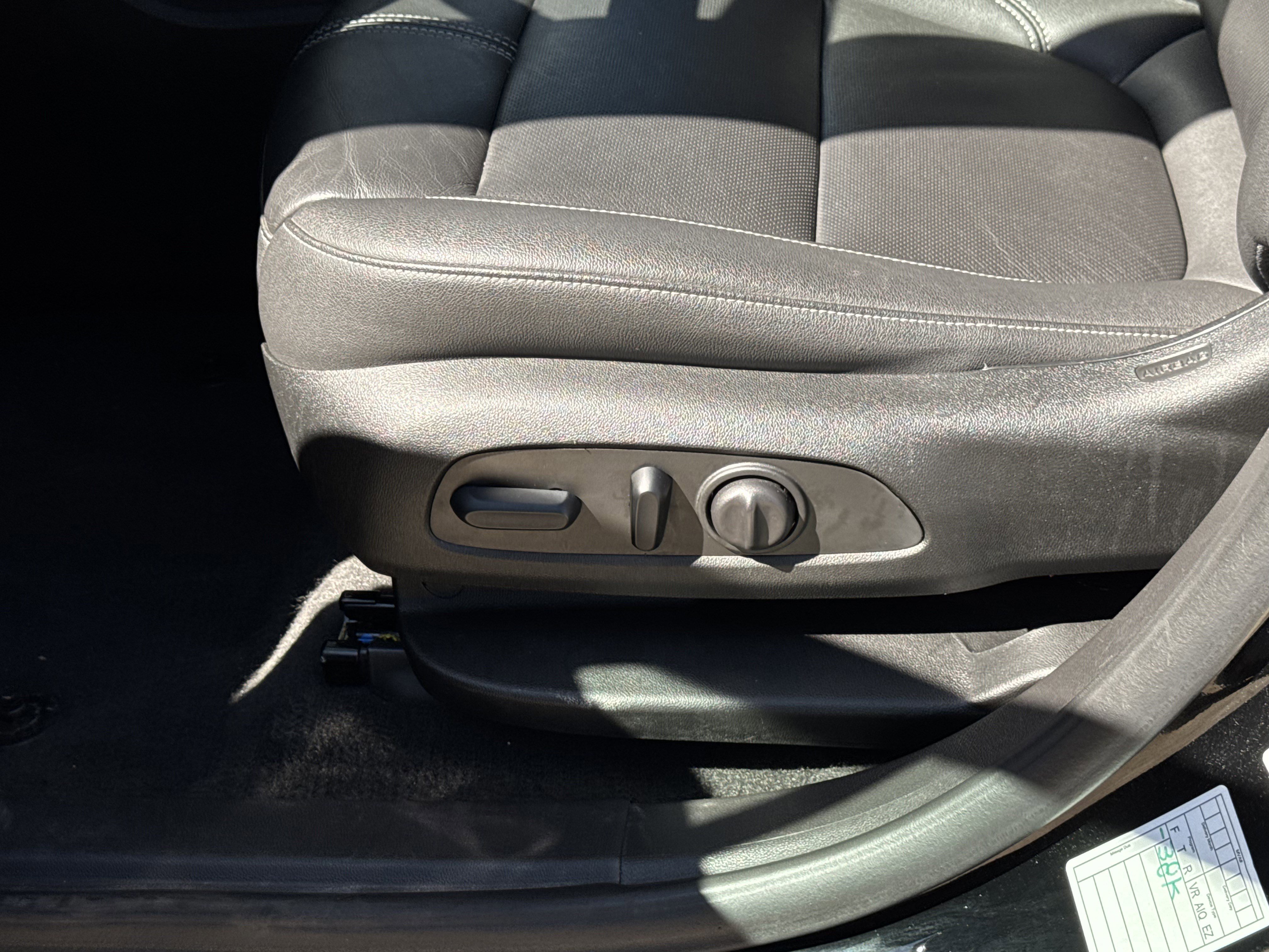 Used 2024 Chevrolet Blazer LT image 14