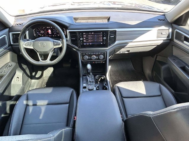 Used 2023 Volkswagen Atlas SEL AWD/4WD image 5