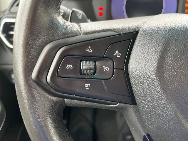 Used 2022 Chevrolet Bolt LT w/ Infotainment Package FWD image 23