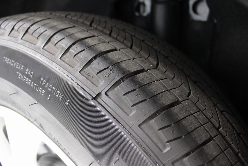 Certified 2025 Ford Escape Active image 19