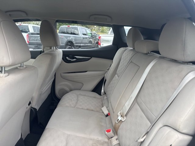 Used 2022 Nissan Rogue Sport SV image 33