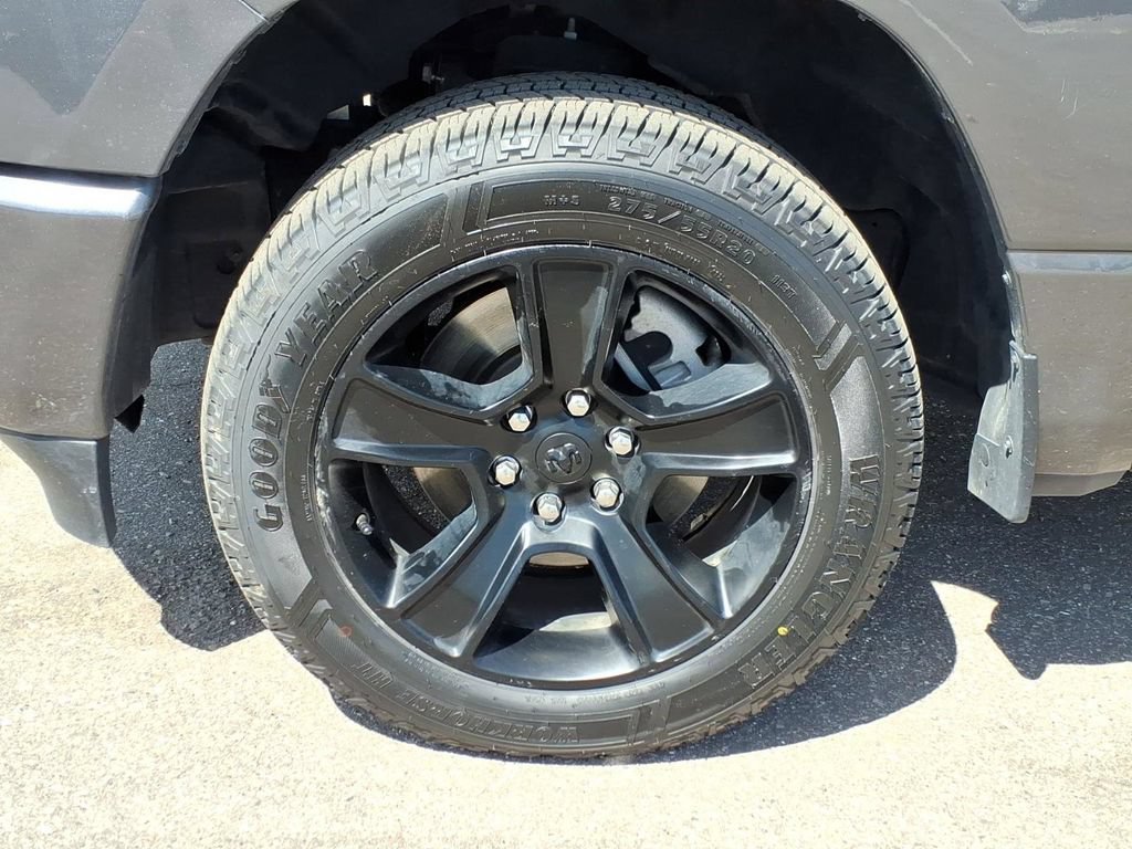 Used 2024 RAM 1500 Big Horn AWD/4WD image 9
