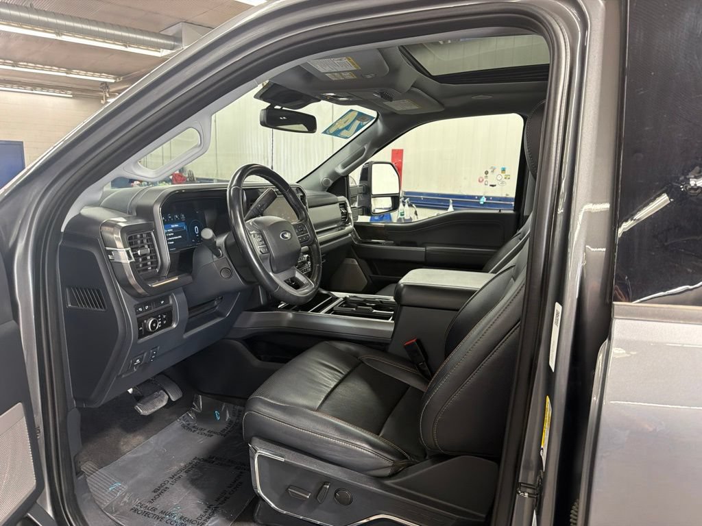 Certified 2024 Ford F450 Lariat w/ Lariat Ultimate Package AWD/4WD image 20