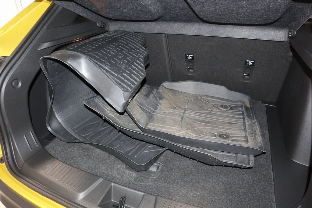 Used 2024 Chevrolet Trax RS w/ Driver Confidence Package image 15