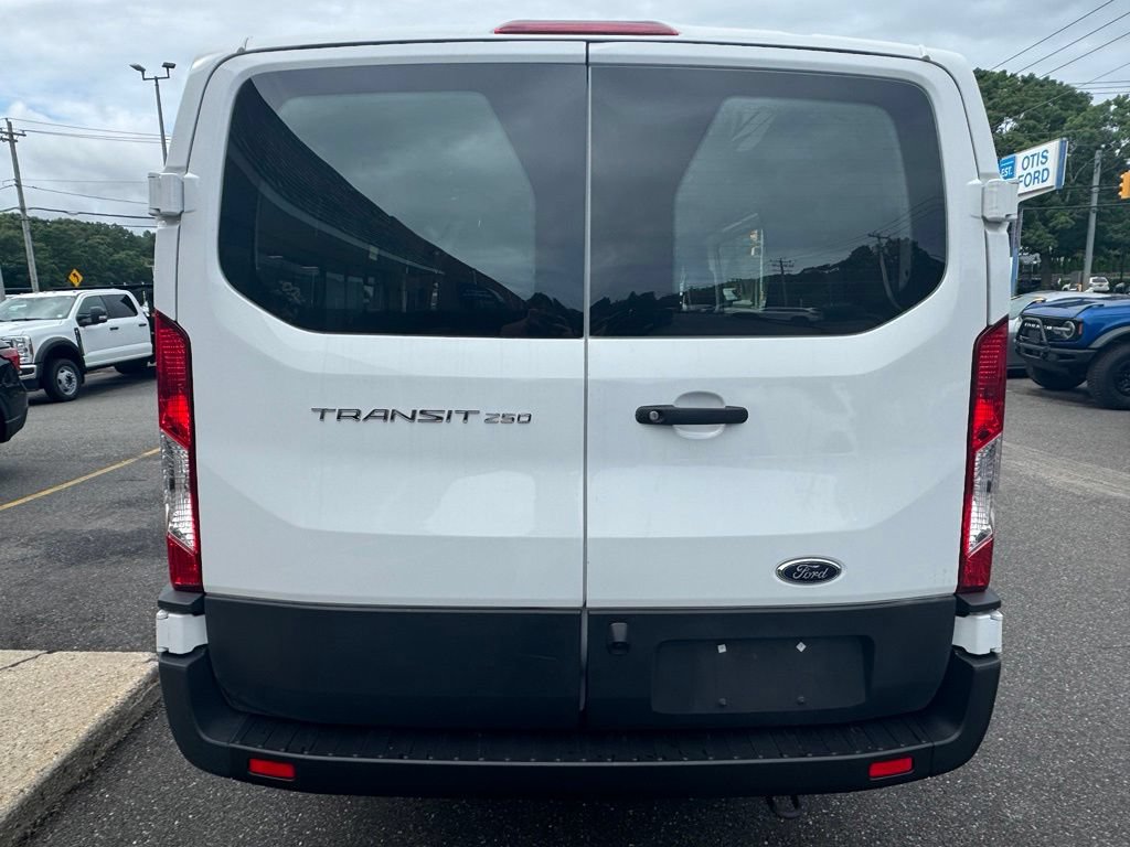 Certified 2025 Ford Transit 250 Low Roof w/ Exterior Upgrade Package RWD image 7