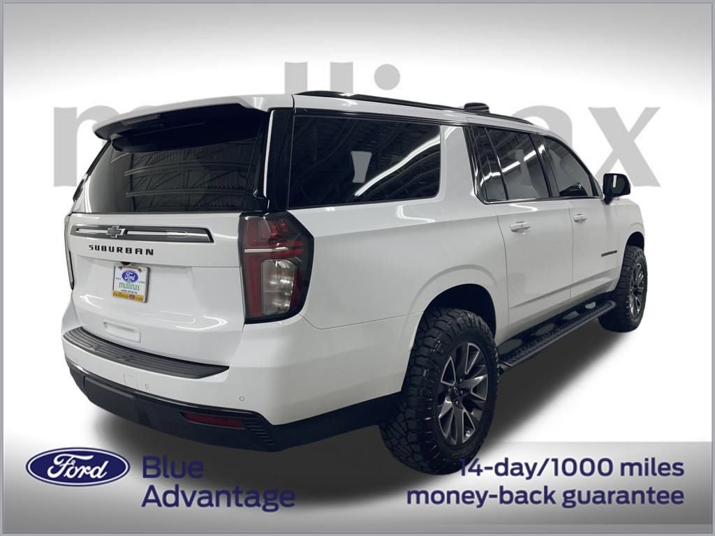 Used 2023 Chevrolet Suburban Z71 w/ Luxury Package image 5