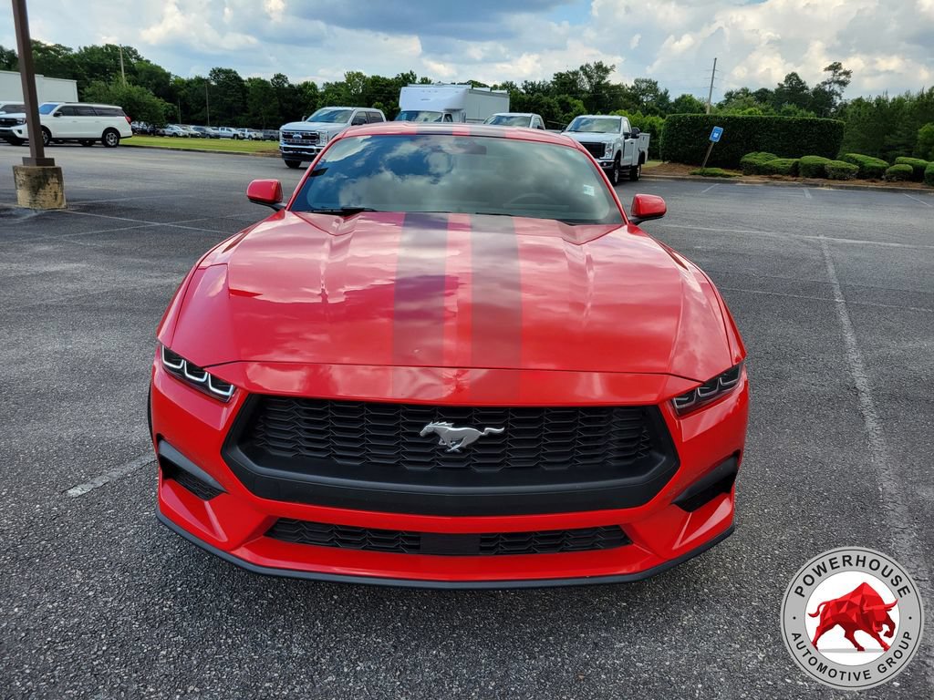 Certified 2024 Ford Mustang Coupe RWD image 9
