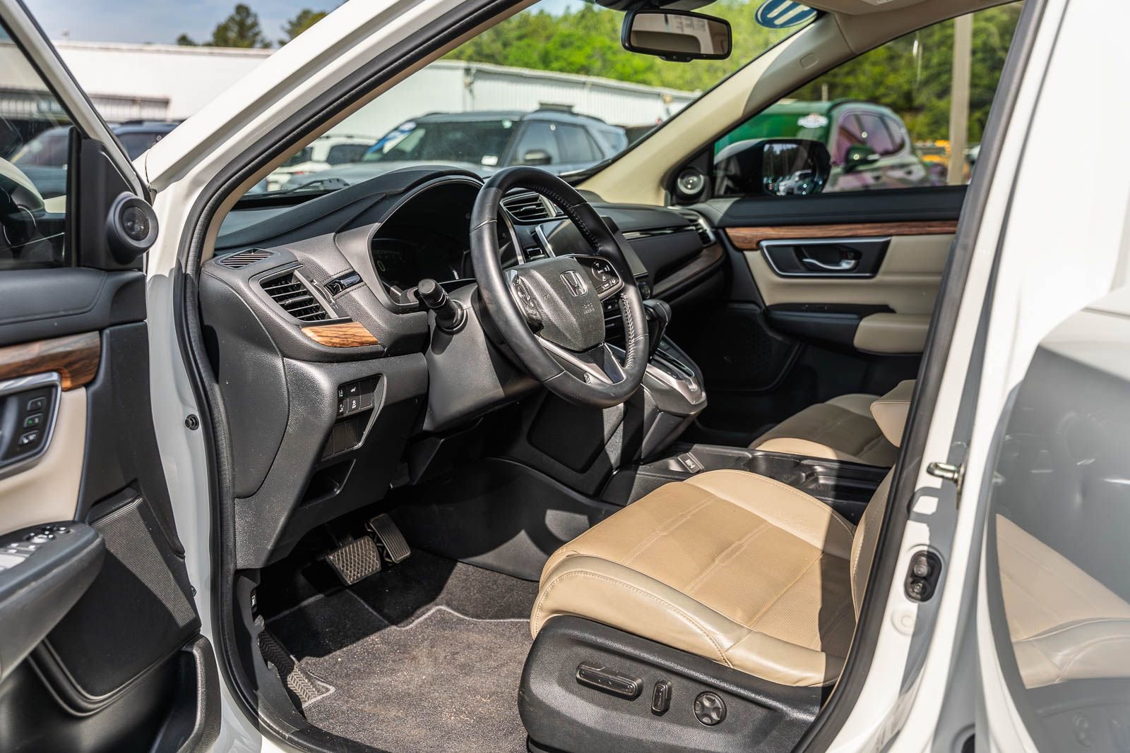 Used 2017 Honda CR-V Touring image 17