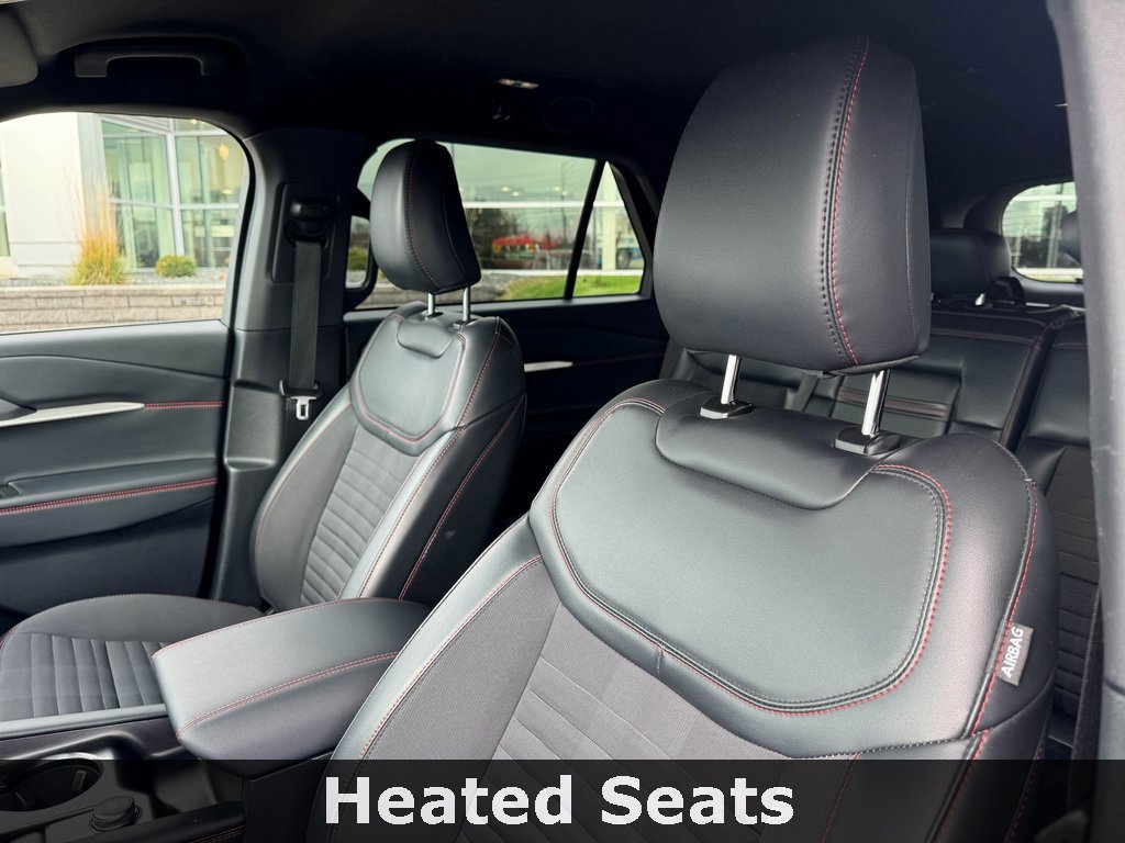 Certified 2025 Ford Explorer ST-Line w/ ST-Line Street Pack image 9