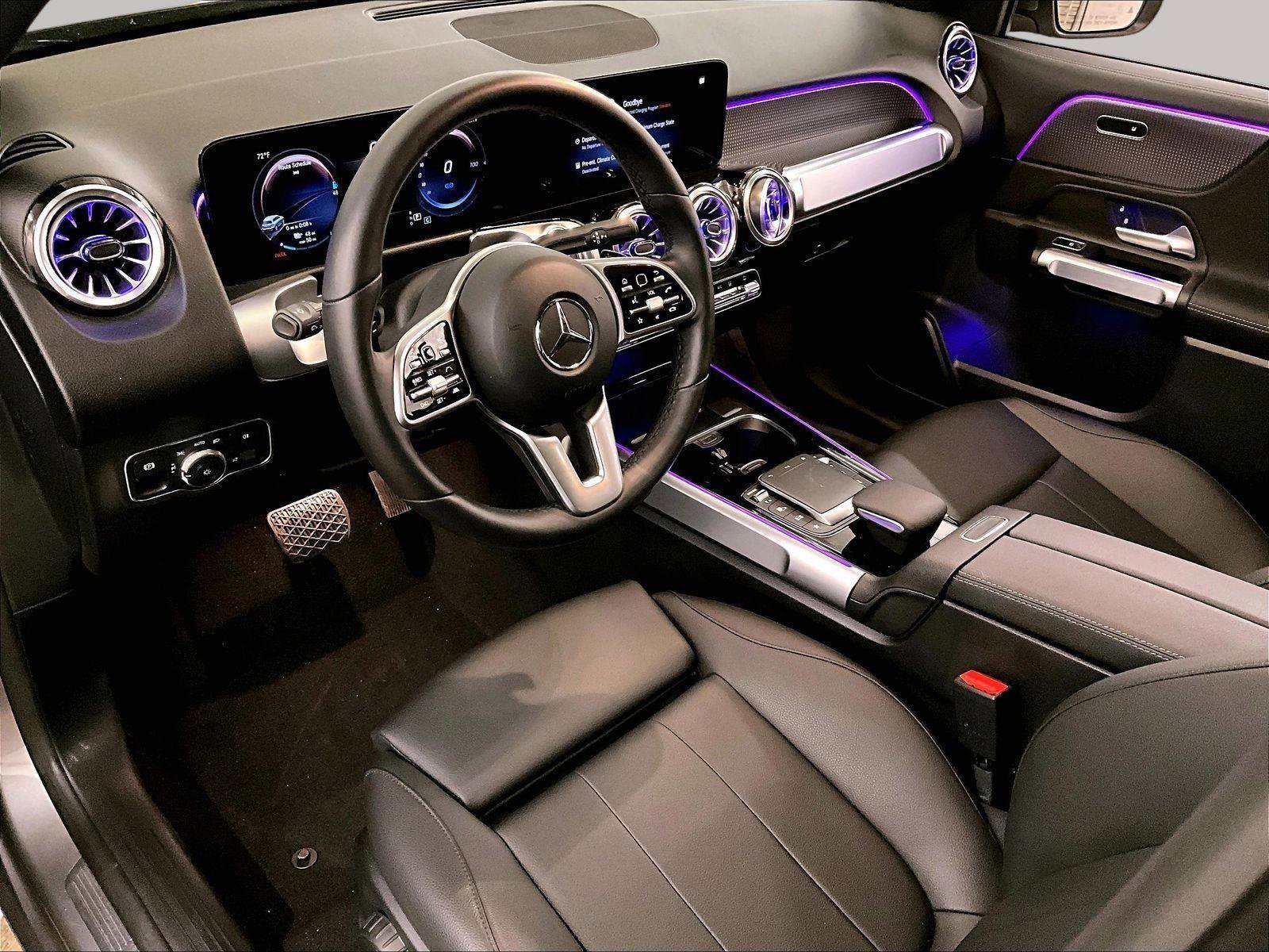 Used 2022 Mercedes-Benz EQB 300 4MATIC image 12