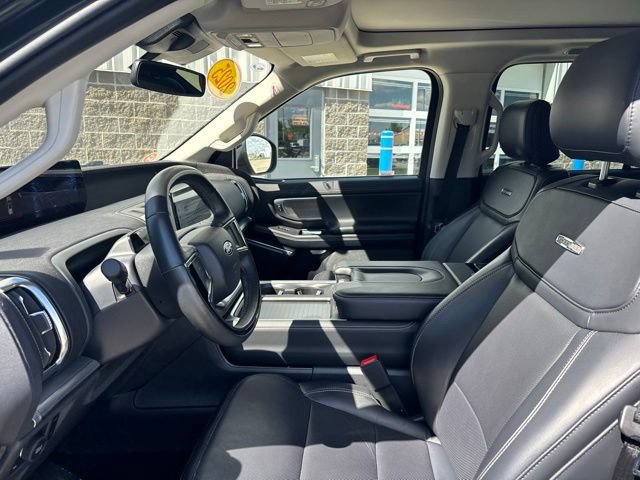 Certified 2025 Ford Expedition Platinum AWD/4WD image 15
