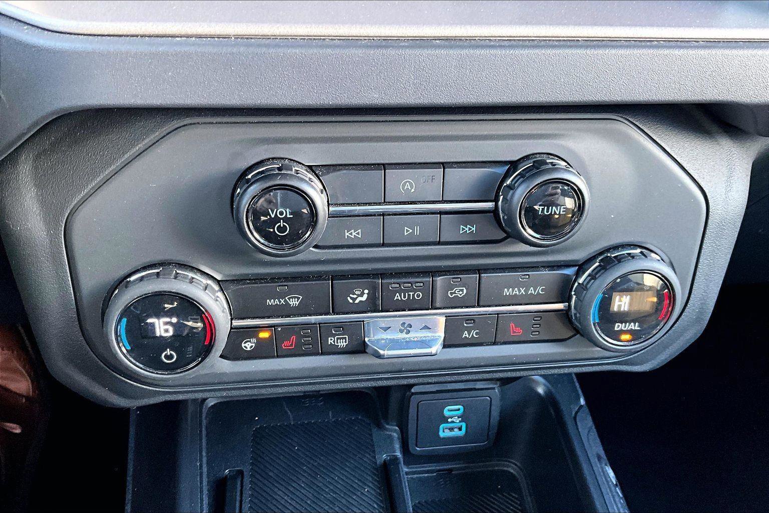 Certified 2025 Ford Bronco Outer Banks image 21