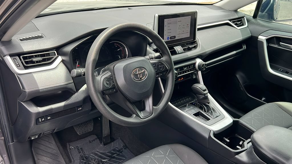 Used 2023 Toyota RAV4 XLE w/ Convenience Package FWD image 12