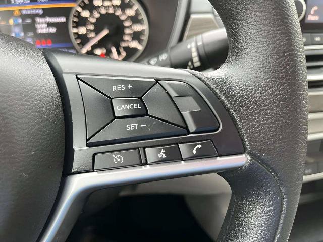 Used 2025 Nissan Altima 2.5 SV FWD image 22