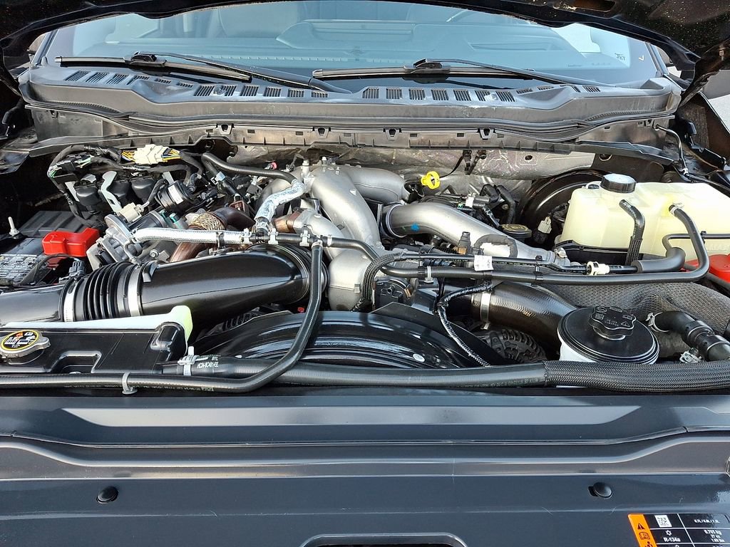 Certified 2024 Ford F250 Lariat w/ Lariat Ultimate Package image 30