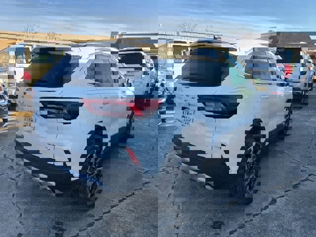 Certified 2023 Ford Escape Platinum w/ Premium Technology Package image 2