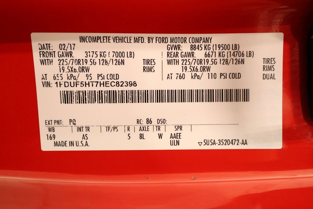 Certified 2017 Ford F550 4x4 Regular Cab Super Duty image 30