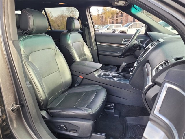 Certified 2017 Ford Explorer Limited w/ Equipment Group 301A image 16
