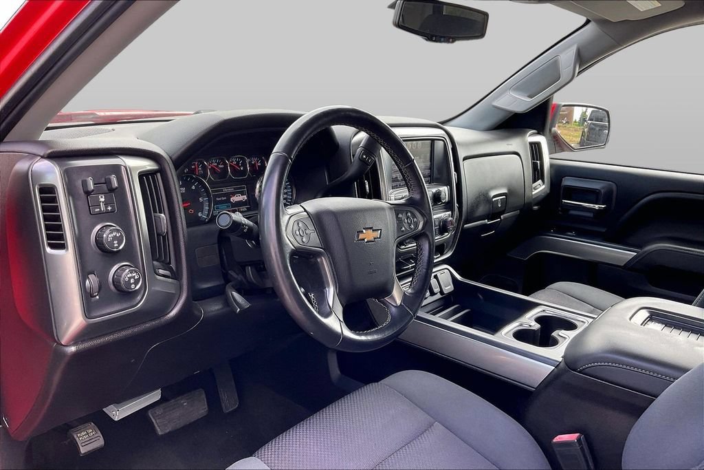 Used 2018 Chevrolet Silverado 1500 LT w/ All Star Edition AWD/4WD image 13