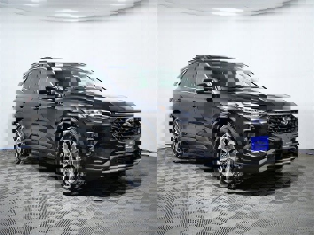 Certified 2025 Ford Escape Platinum image 5