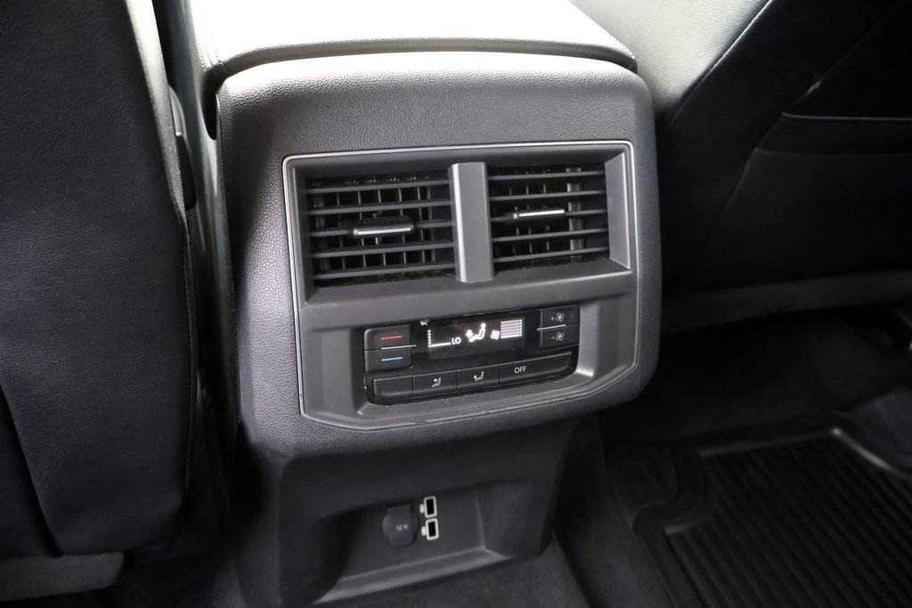 Used 2018 Volkswagen Atlas SE image 27