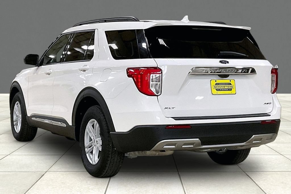 Certified 2024 Ford Explorer XLT w/ Equipment Group 202A AWD/4WD image 11