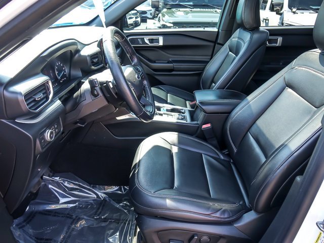 Certified 2020 Ford Explorer XLT w/ Equipment Group 202A AWD/4WD image 10