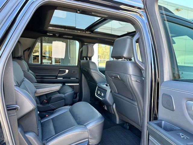 Certified 2025 Ford Expedition Max Platinum w/ Stealth Performance Package AWD/4WD image 66