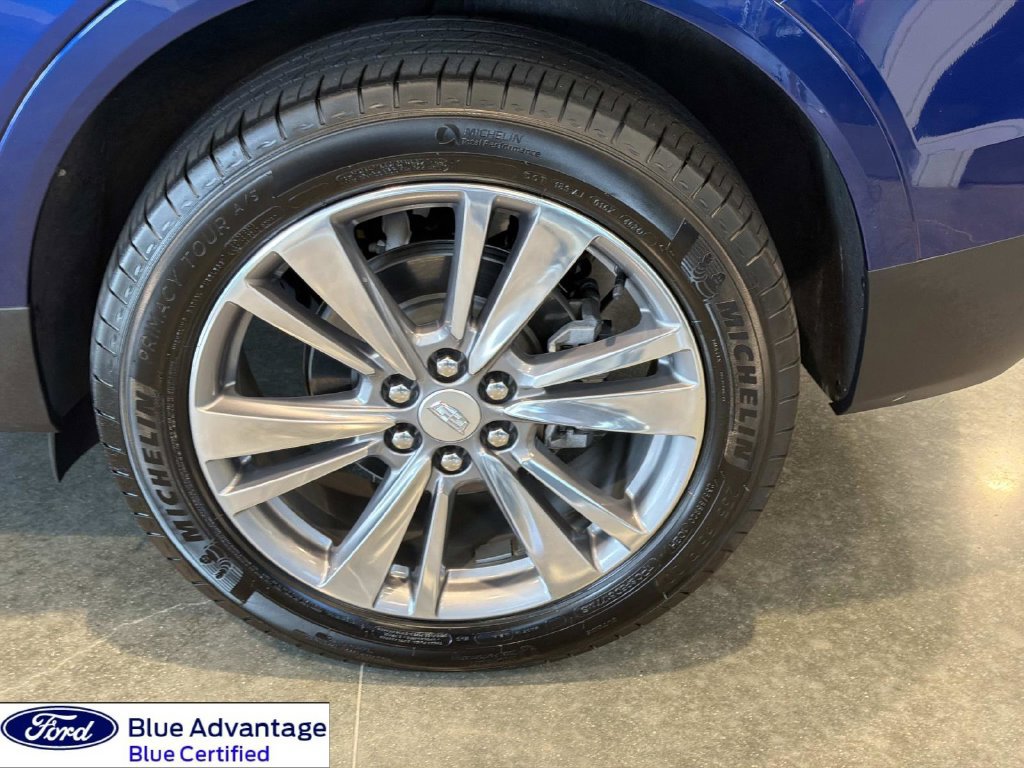 Used 2025 Cadillac XT5 Premium Luxury FWD image 7