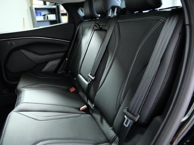 Certified 2024 Ford Mustang Mach-E Premium AWD/4WD image 15