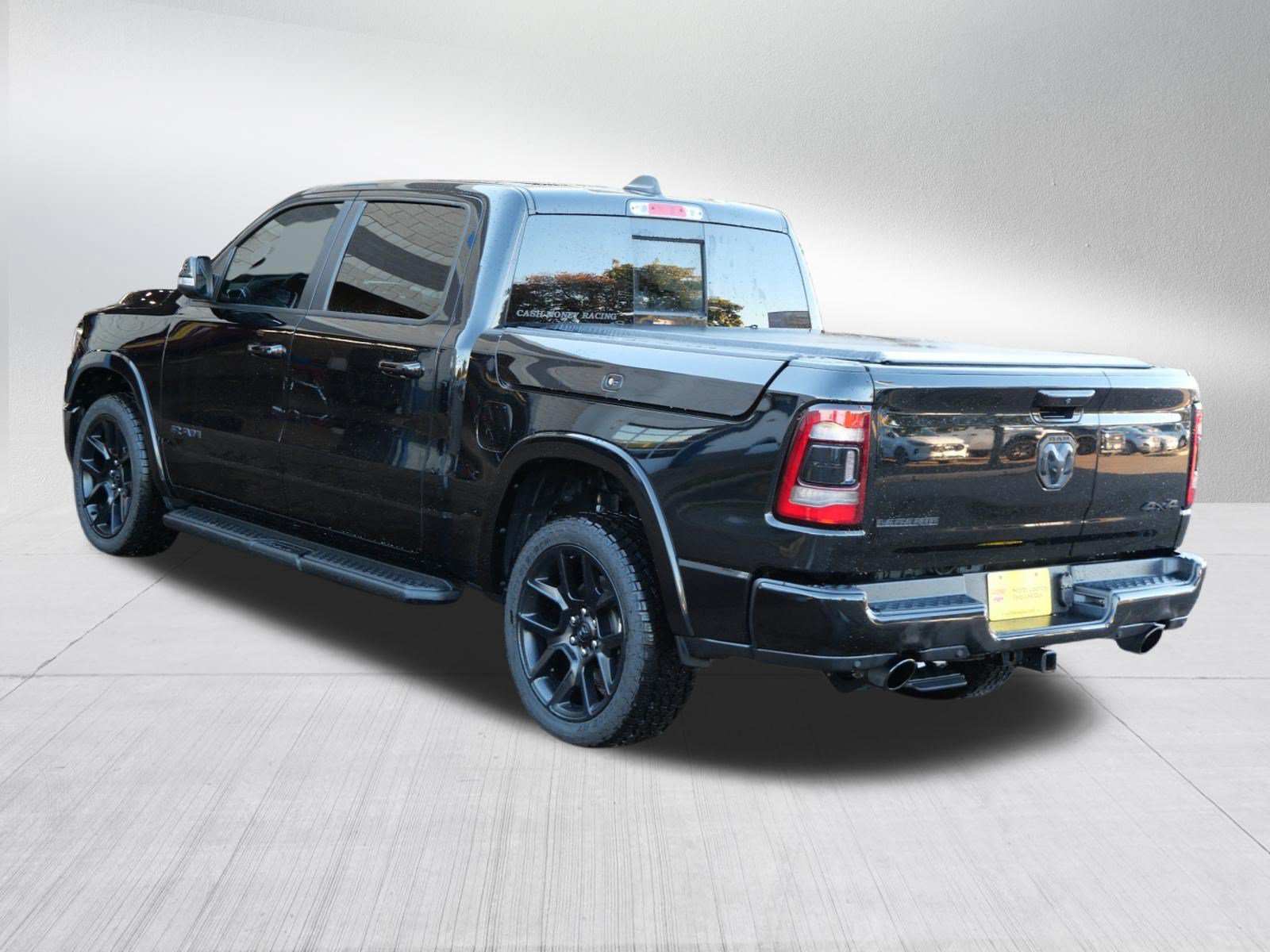 Used 2022 RAM 1500 Laramie AWD/4WD image 5