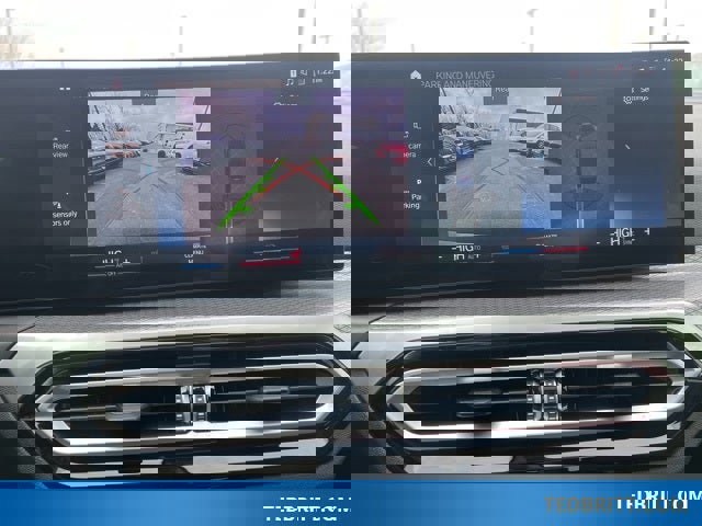 Used 2024 BMW 330i xDrive Sedan w/ M Sport Package image 35