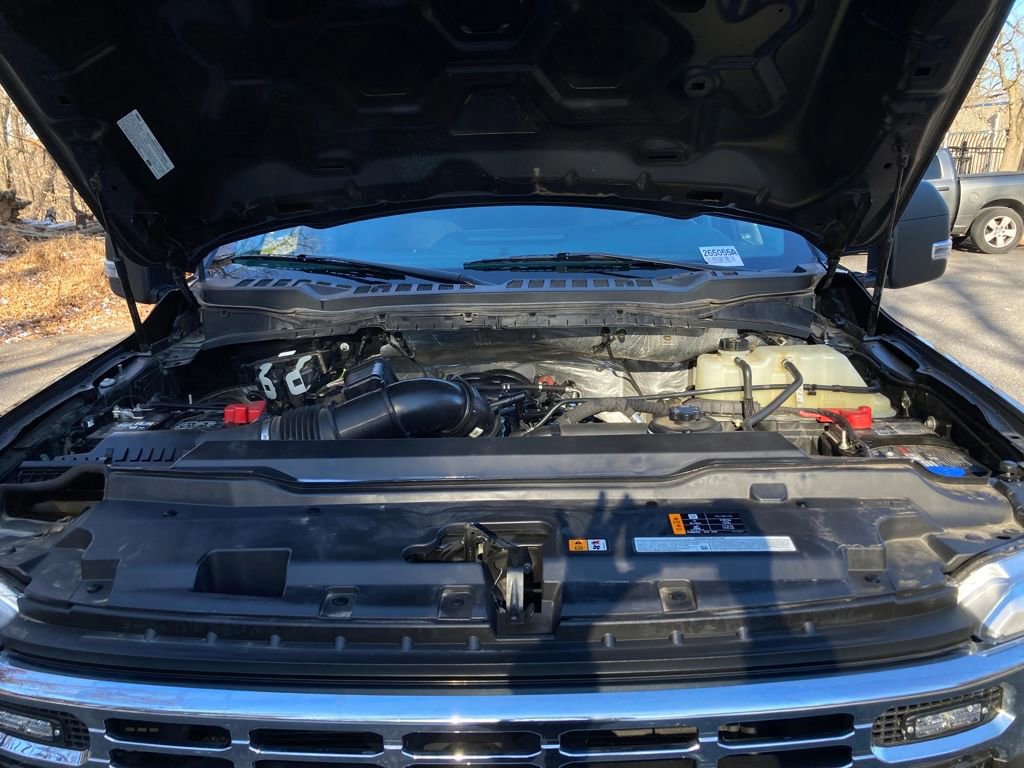 Certified 2023 Ford F450 XLT w/ XLT Value Package image 15