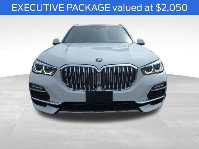 Used 2019 BMW X5 xDrive40i w/ Executive Package AWD/4WD image 3