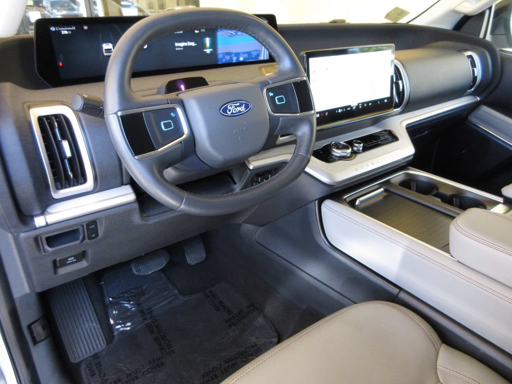 Certified 2025 Ford Expedition Max Active RWD image 14