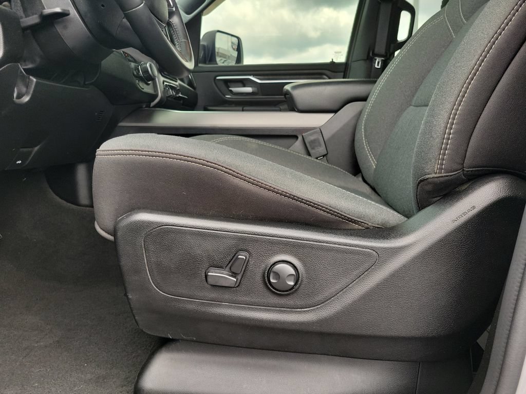 Used 2024 RAM 1500 Big Horn AWD/4WD image 19