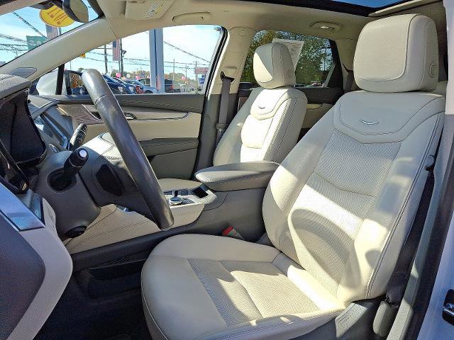 Used 2021 Cadillac XT5 Premium Luxury image 13