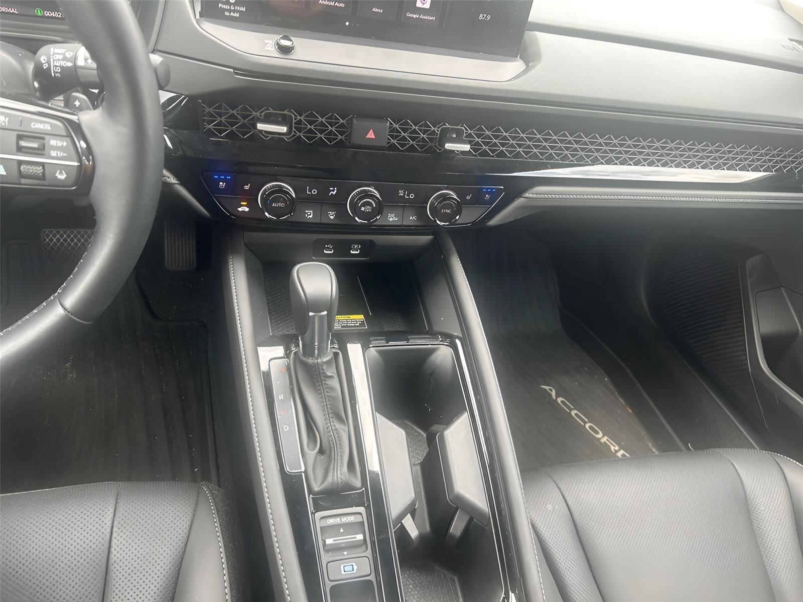Used 2025 Honda Accord Touring image 25
