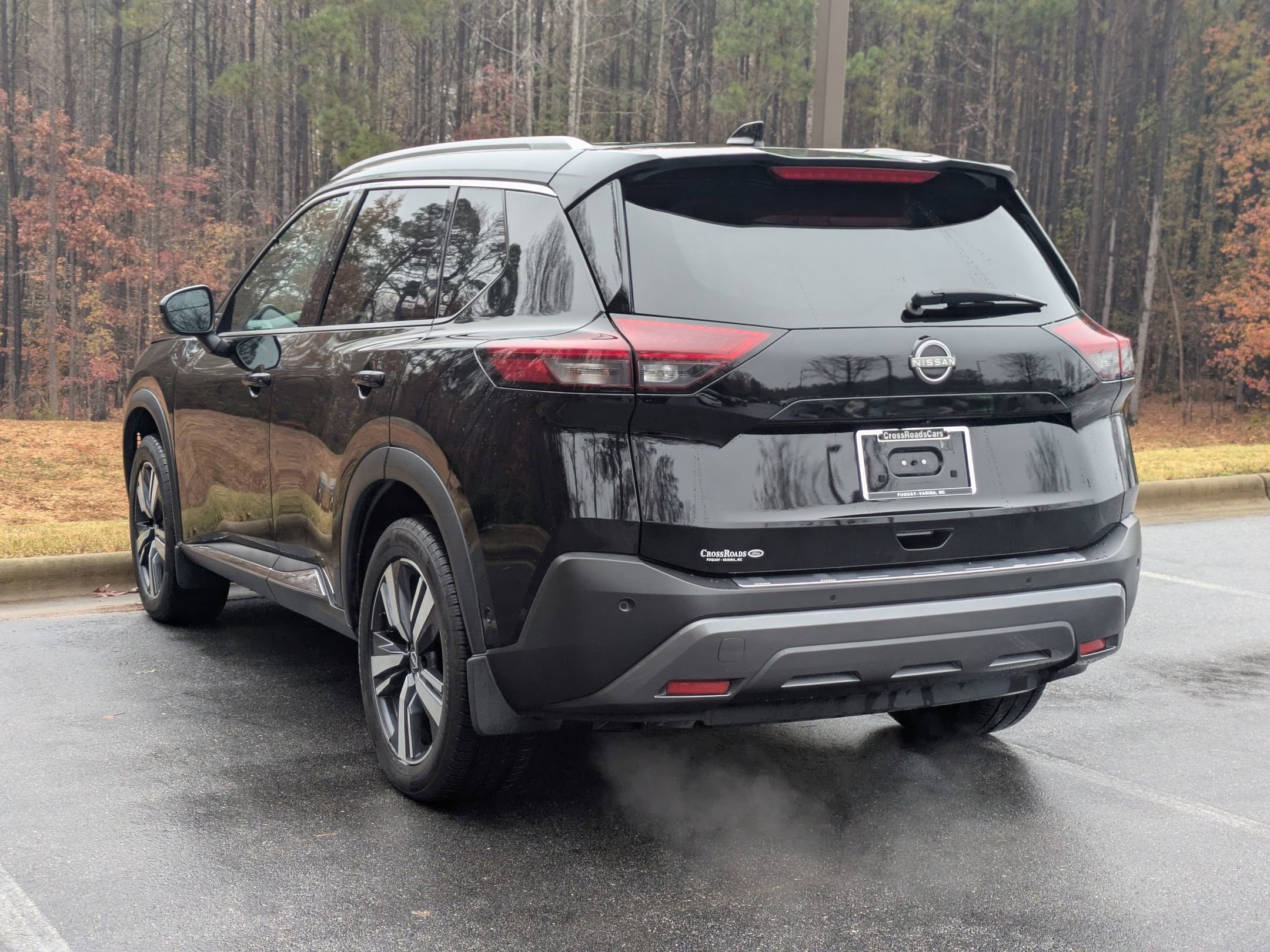 Used 2022 Nissan Rogue SL w/ SL Premium Package image 5