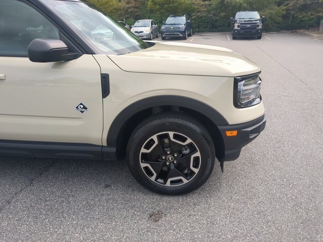 Certified 2024 Ford Bronco Sport Outer Banks AWD/4WD image 11