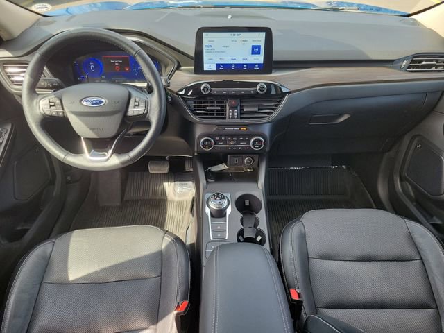 Certified 2020 Ford Escape Titanium AWD/4WD image 32