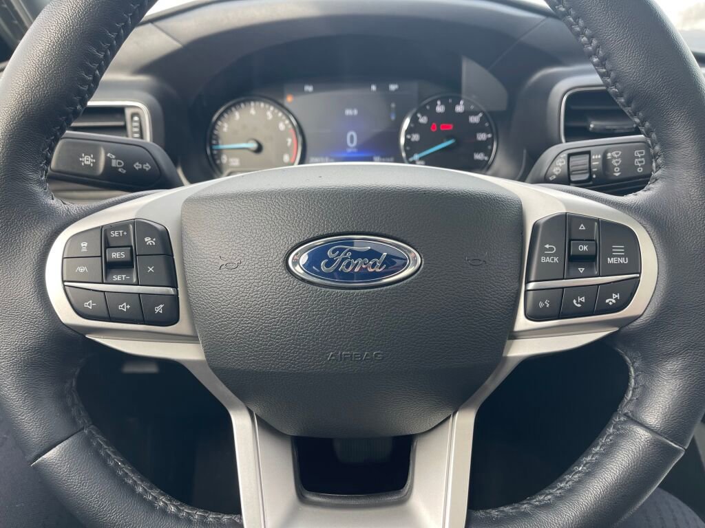 Certified 2022 Ford Explorer XLT w/ Equipment Group 202A image 20