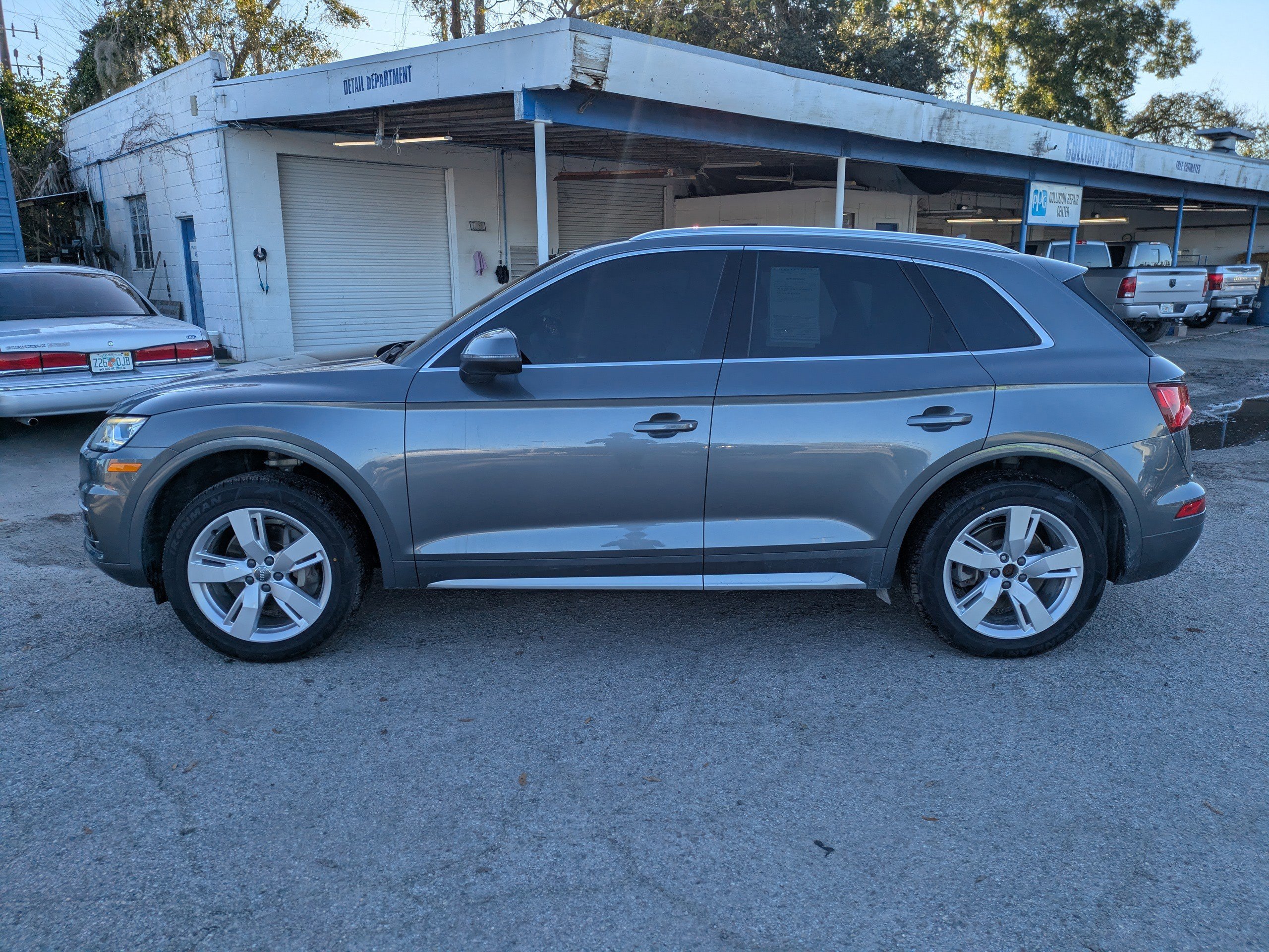 Used 2018 Audi Q5 2.0T Premium Plus w/ Premium Plus Package image 2