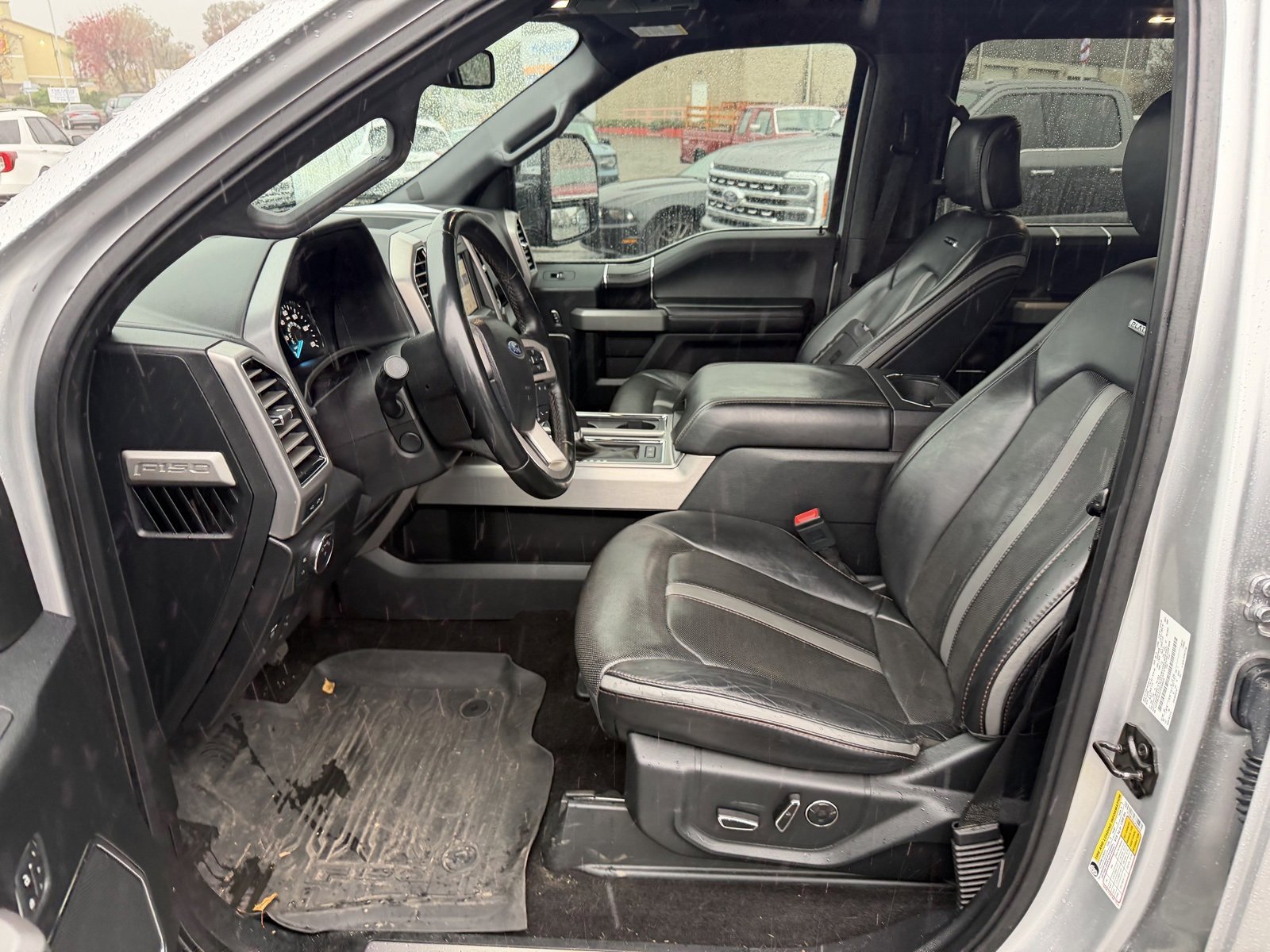 Certified 2018 Ford F150 Platinum w/ Equipment Group 701A Luxury image 10