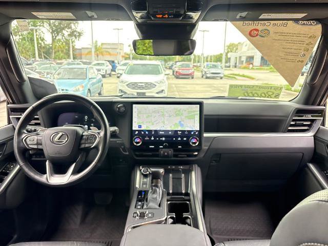 Used 2024 Lexus GX 550 w/ Accessory Package (Z1) AWD/4WD image 7