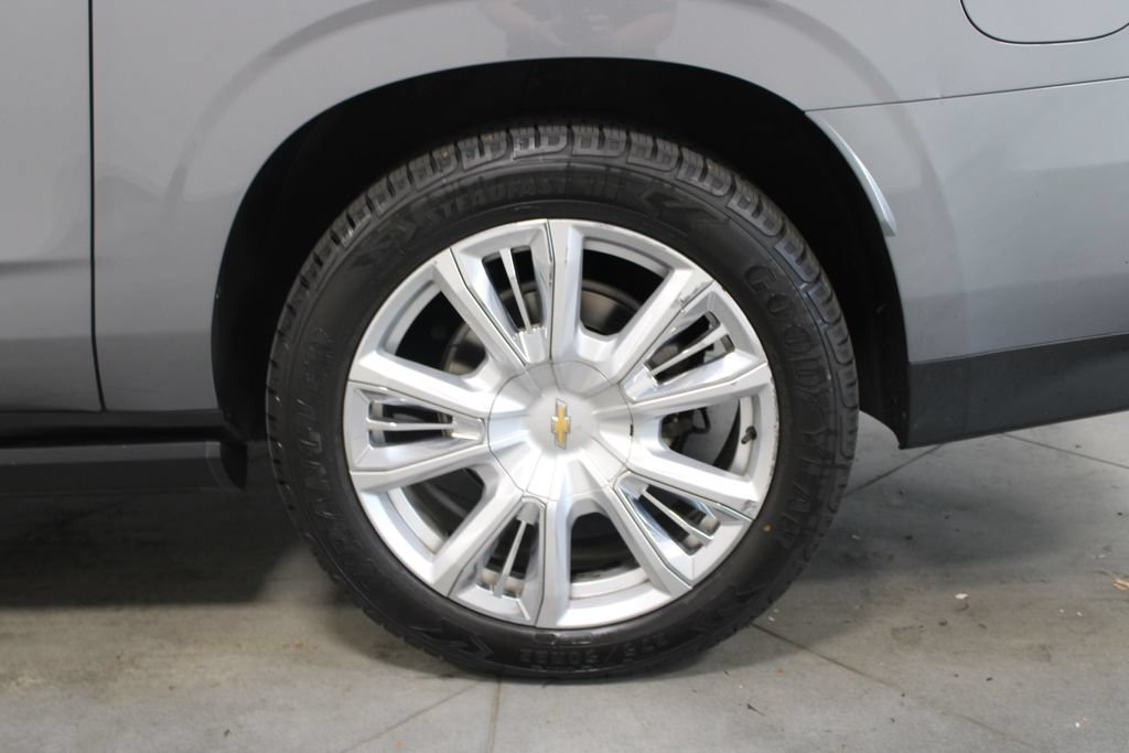 Used 2021 Chevrolet Suburban High Country RWD image 22