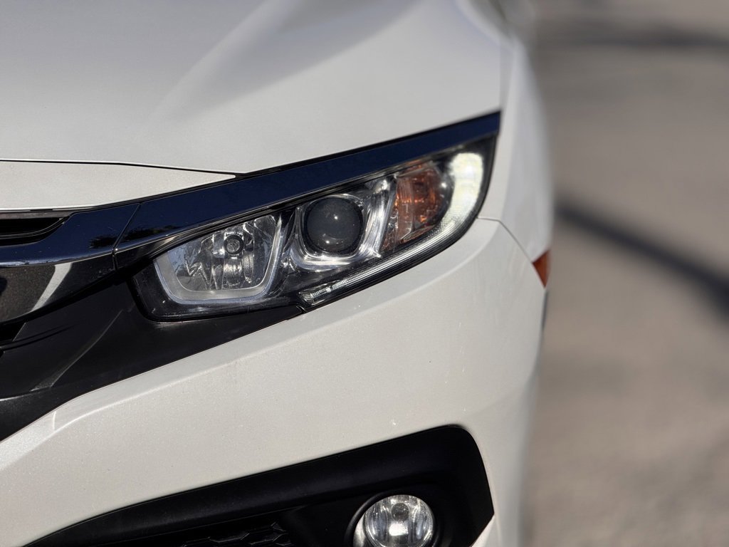 Used 2018 Honda Civic EX-T image 8