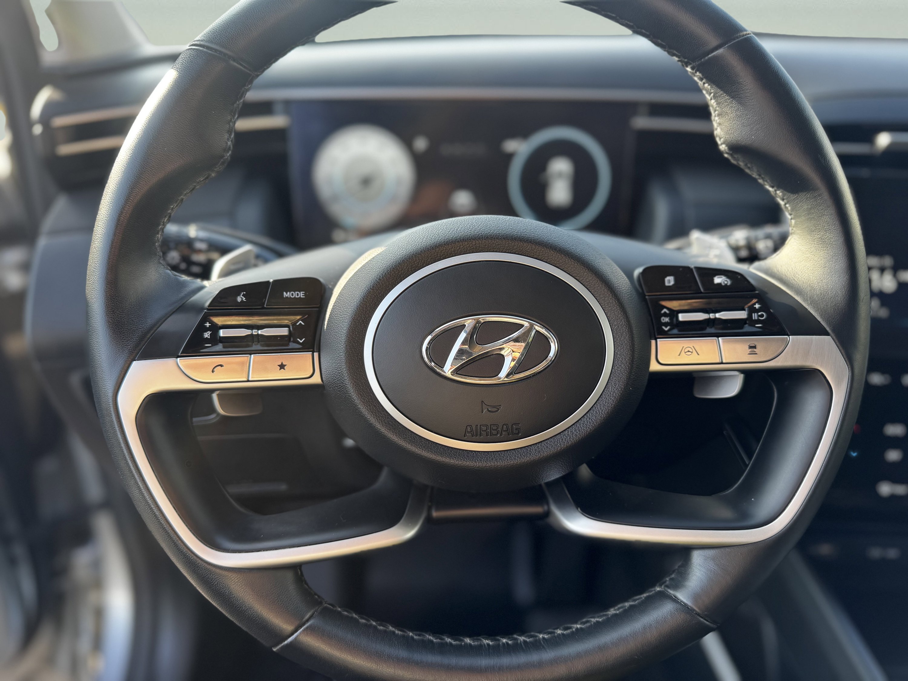 Used 2023 Hyundai Tucson Limited AWD/4WD image 7